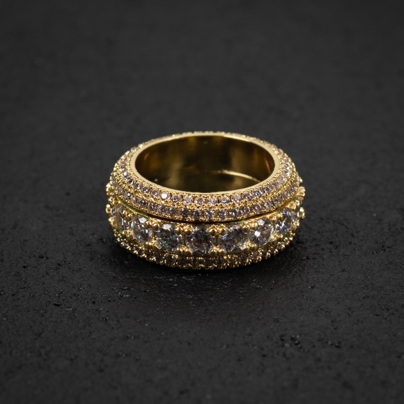 Yellow Gold Plated Iced Cz Pointer Hip Hop Elegant Men's Pinky Eternity Ring - Picture 6 of 6